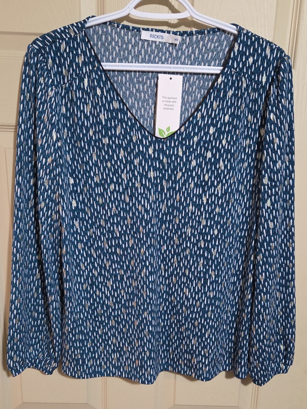 BNWT Ricki's Teal Blue Printed V-Neck Long Sleeve Top